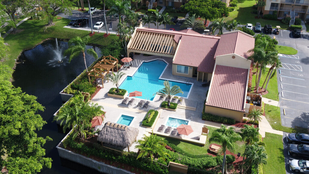 Boca Del Mar FL-Boca Raton Metal Roof Installation & Repair Contractors